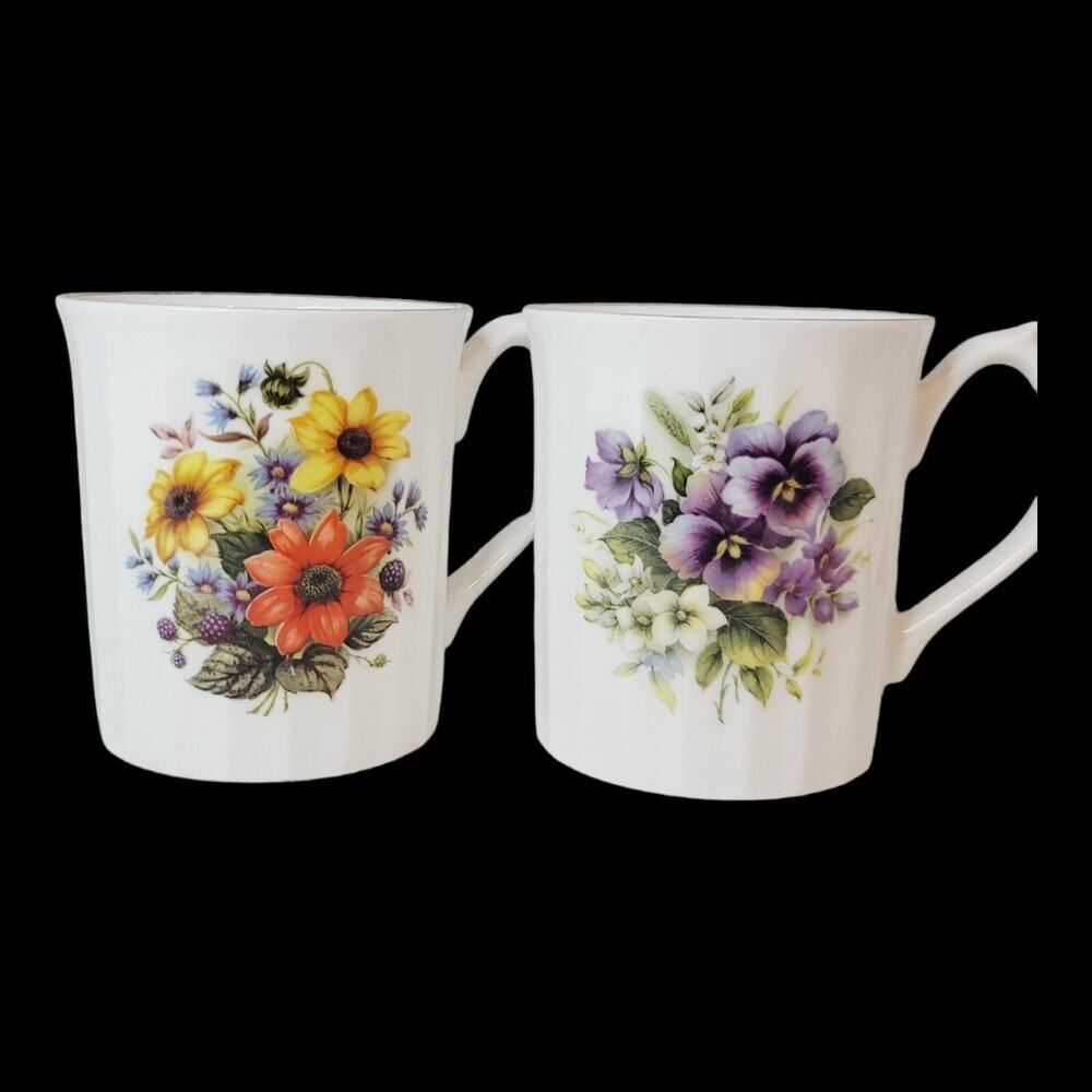 Set Of 2 Elizabethan Fine Bone China Tea Coffee Cups Floral Springtime Blooms